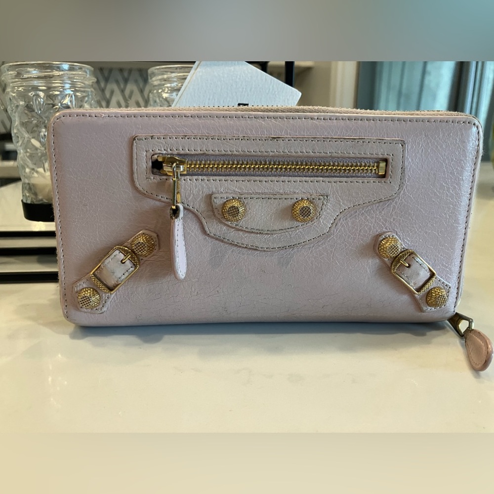 Ballenciaga wallet good condition with tags